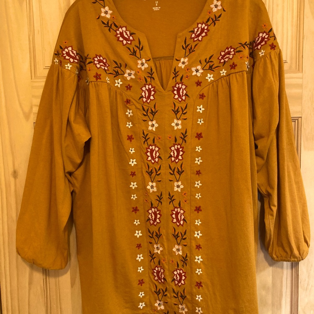 Embroidered Blouson Top